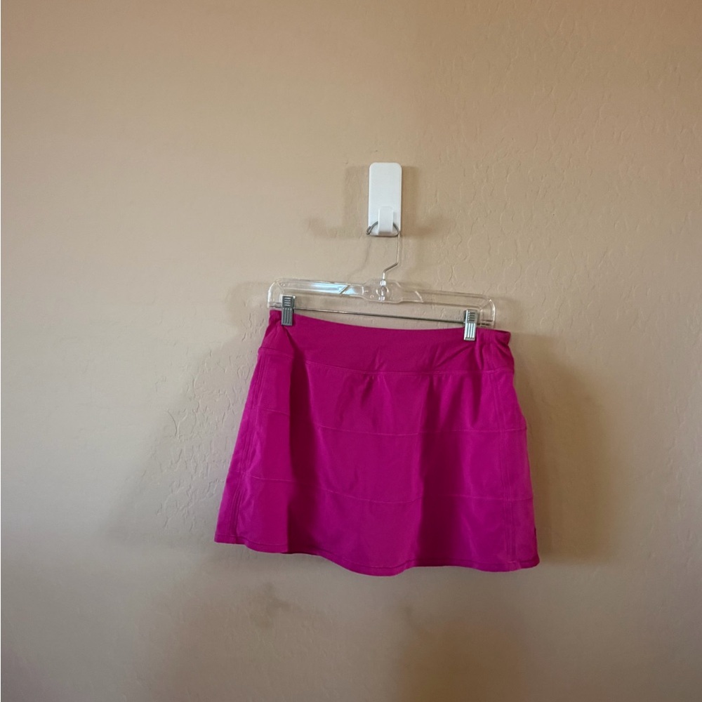 CRZ YOGA Women's Mini Skirt in Vibrant Pink